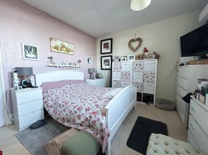 Flat One Bedroom One- click for photo gallery